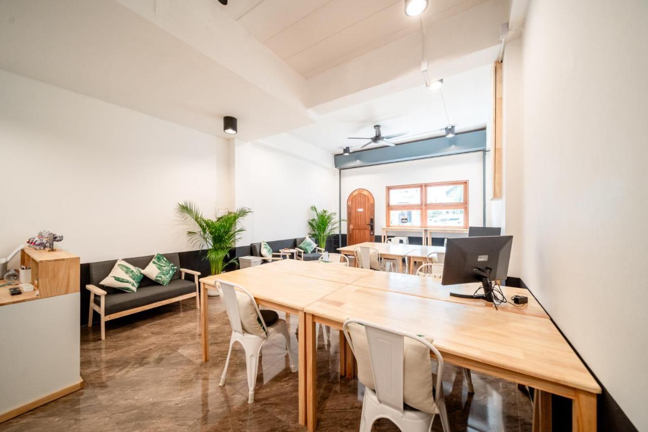 Socialer Coliving & Coworking Space Čiang Mai Exteriér fotografie