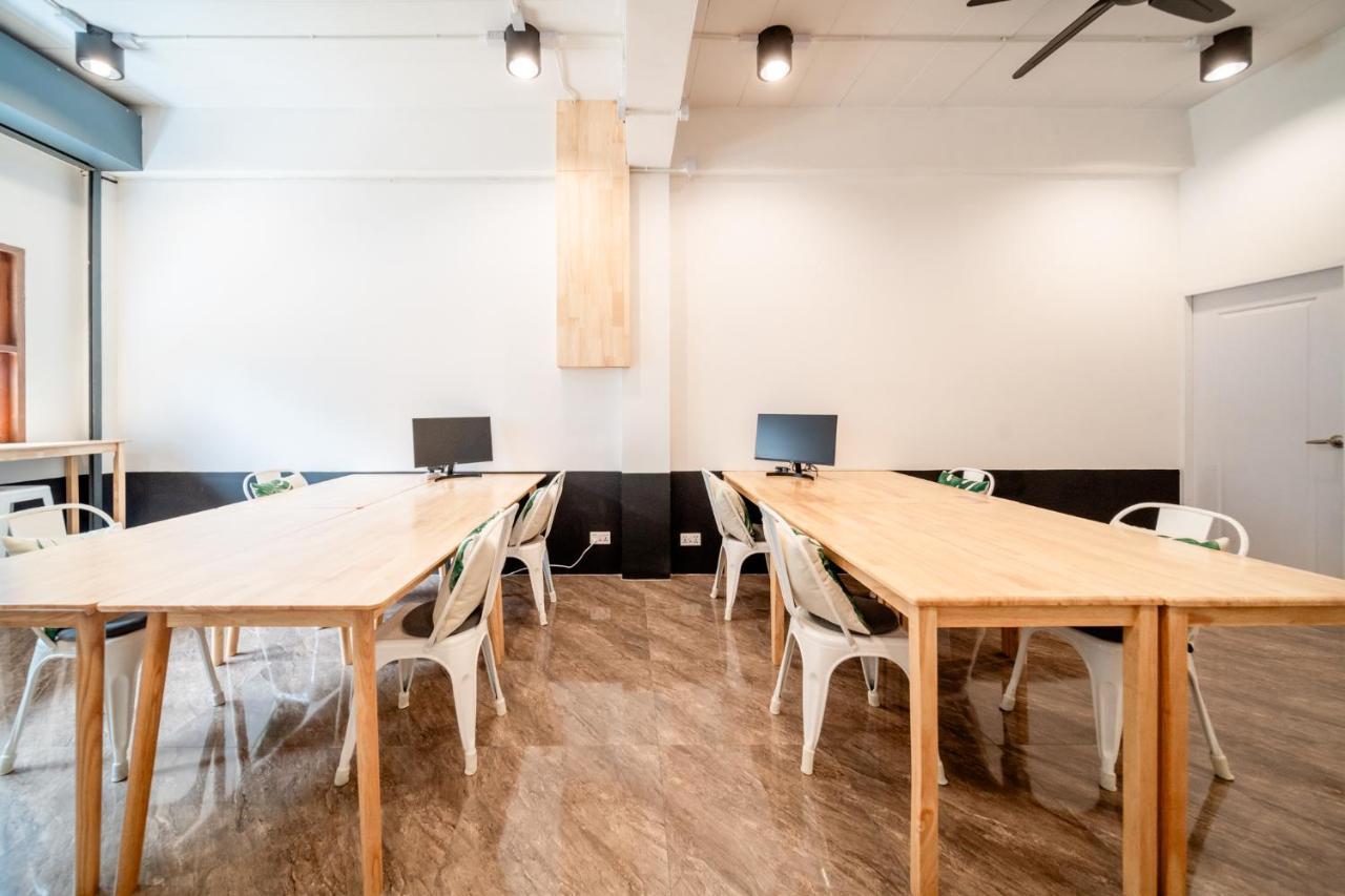 Socialer Coliving & Coworking Space Čiang Mai Exteriér fotografie
