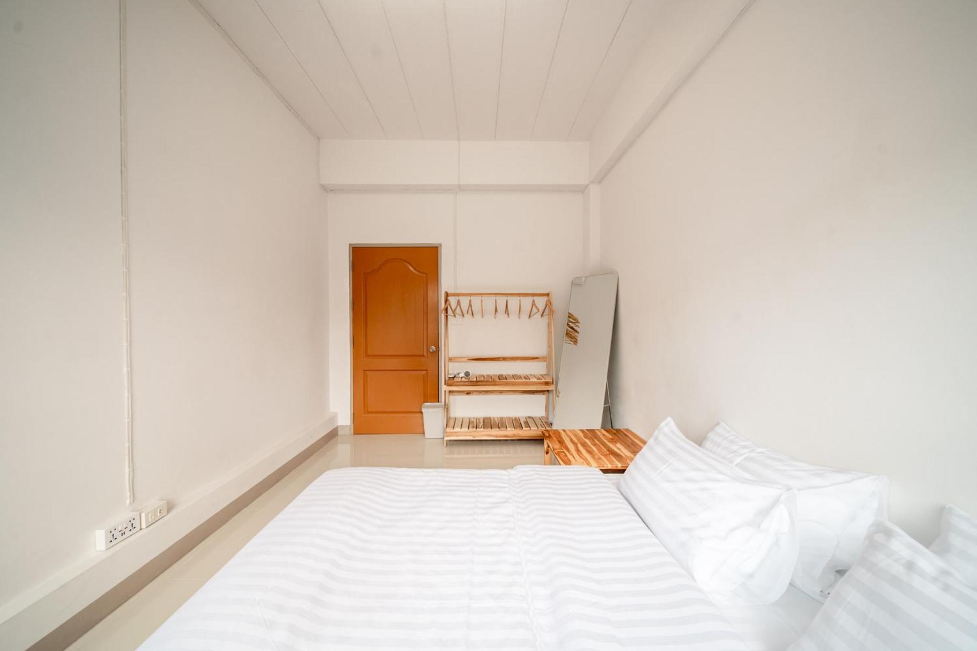 Socialer Coliving & Coworking Space Čiang Mai Exteriér fotografie