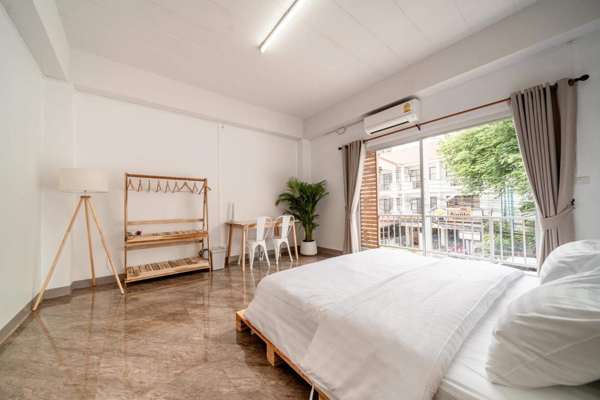 Socialer Coliving & Coworking Space Čiang Mai Exteriér fotografie